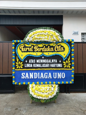 Papan Bunga Duka di Asuhan